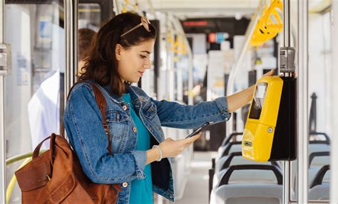 What You Need to Know About Commuter Cards 